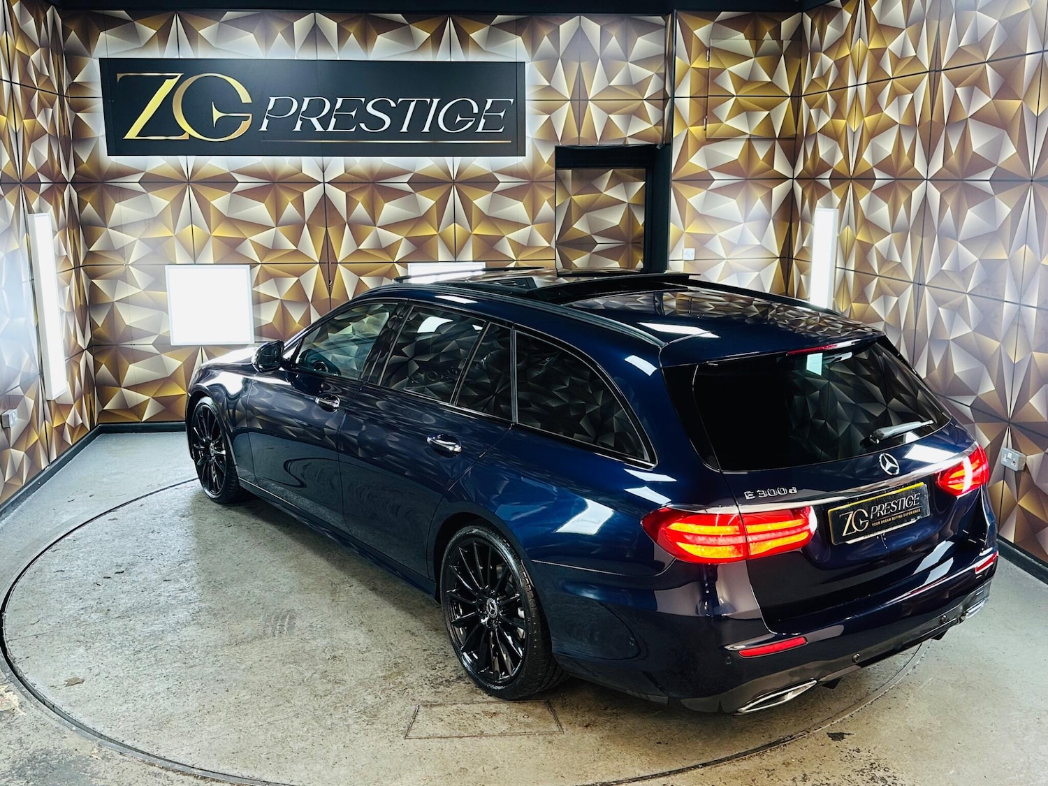 Used Mercedes-Benz E Class 2020 for sale - 76771652: Photo 29