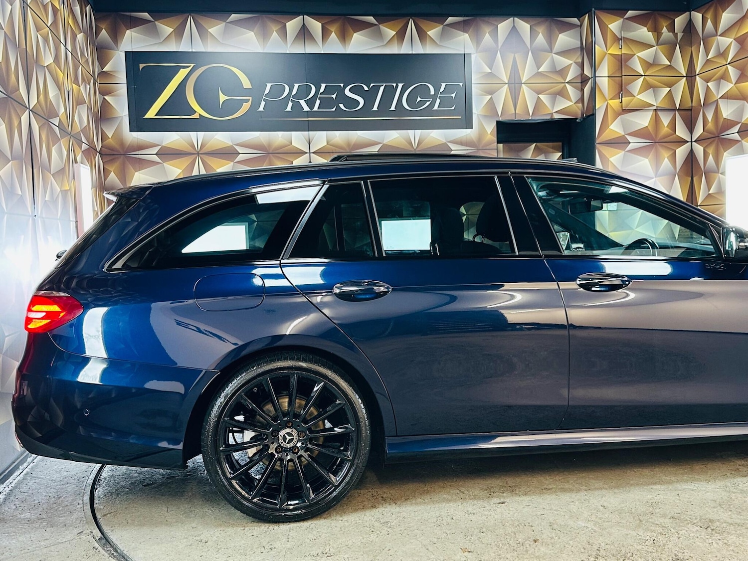 Used Mercedes-Benz E Class 2020 for sale - 76771652: Photo 37