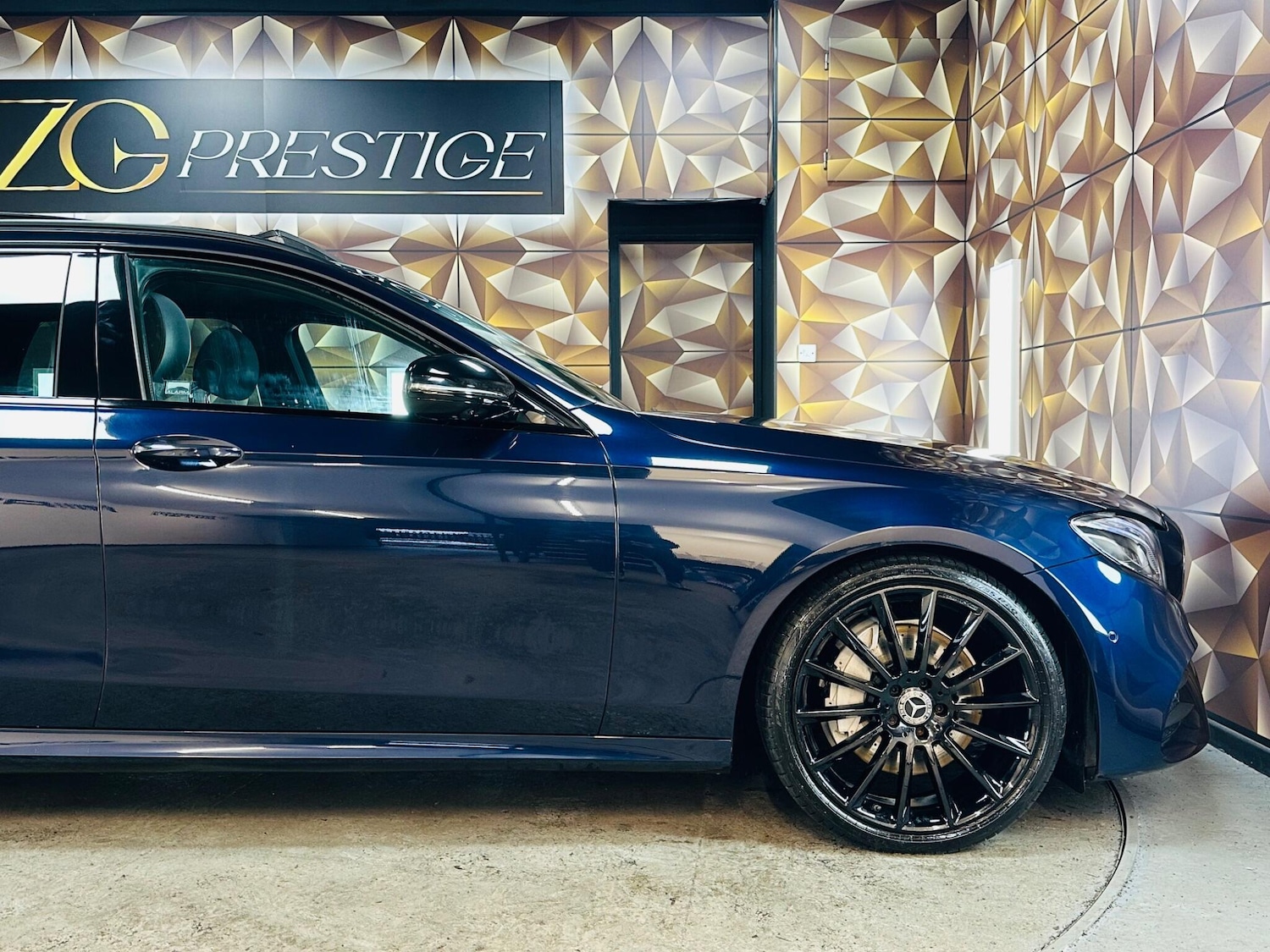 Used Mercedes-Benz E Class 2020 for sale - 76771652: Photo 41