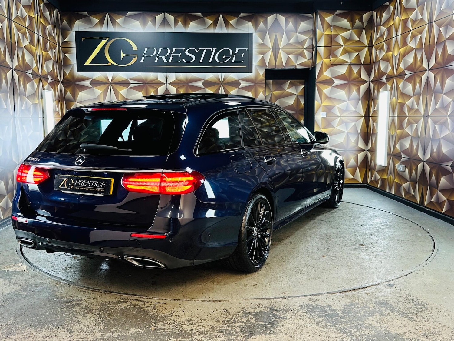 Used Mercedes-Benz E Class 2020 for sale - 76771652: Photo 42