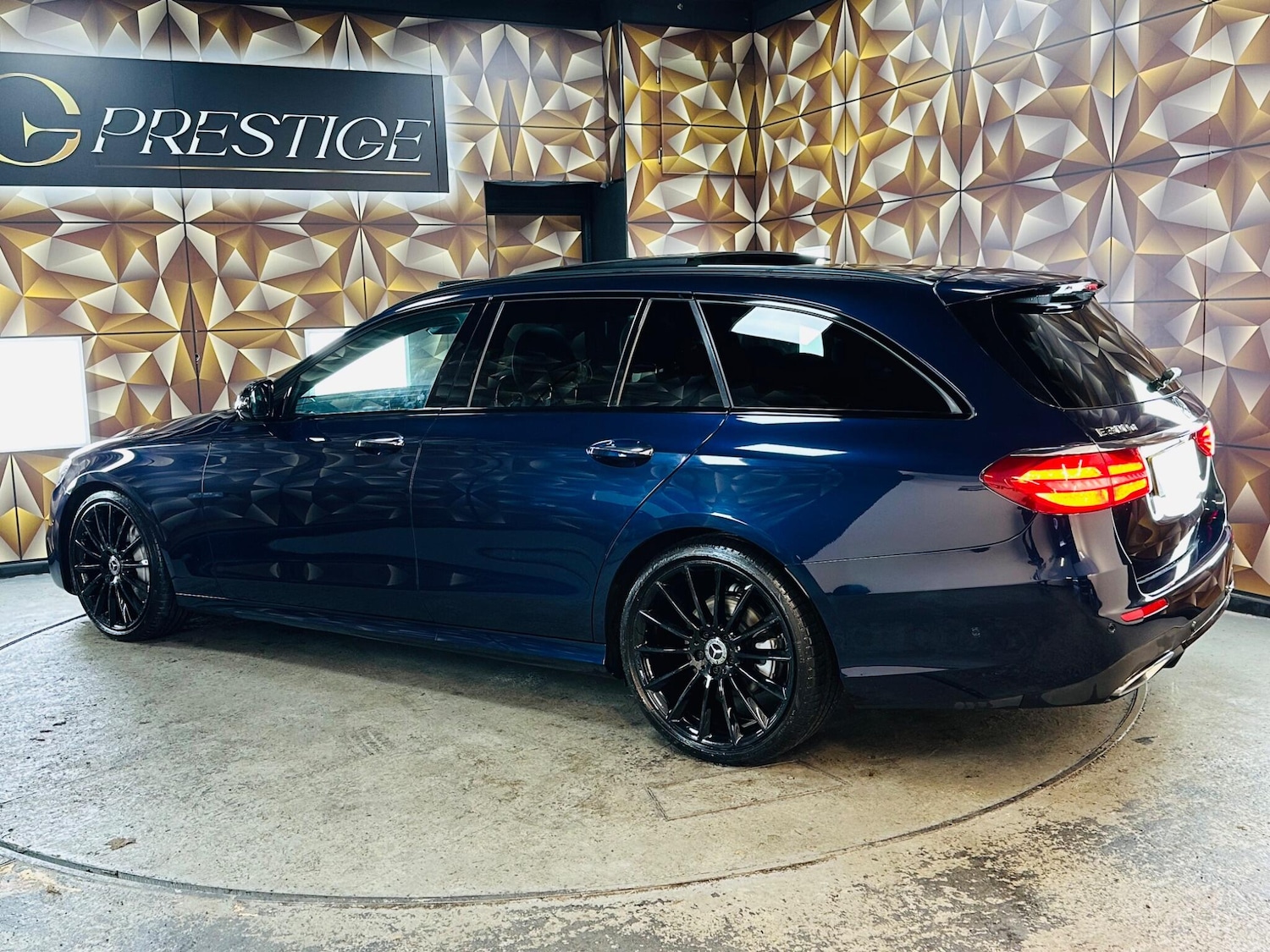 Used Mercedes-Benz E Class 2020 for sale - 76771652: Photo 46