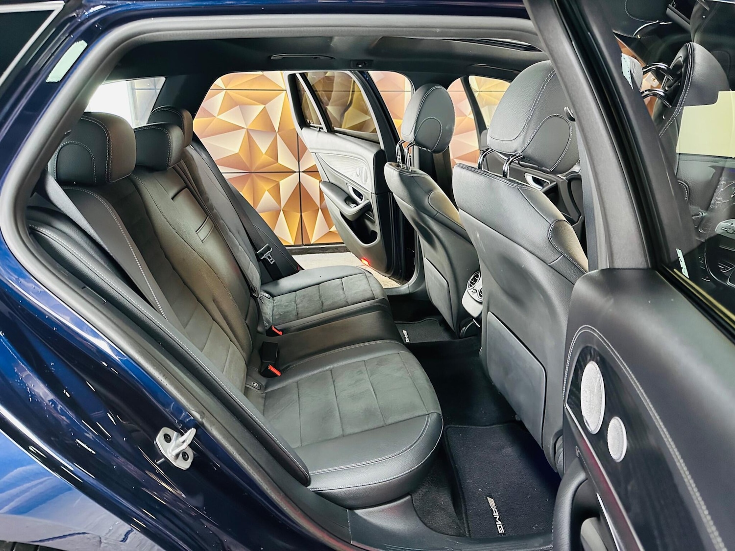 Used Mercedes-Benz E Class 2020 for sale - 76771652: Photo 64