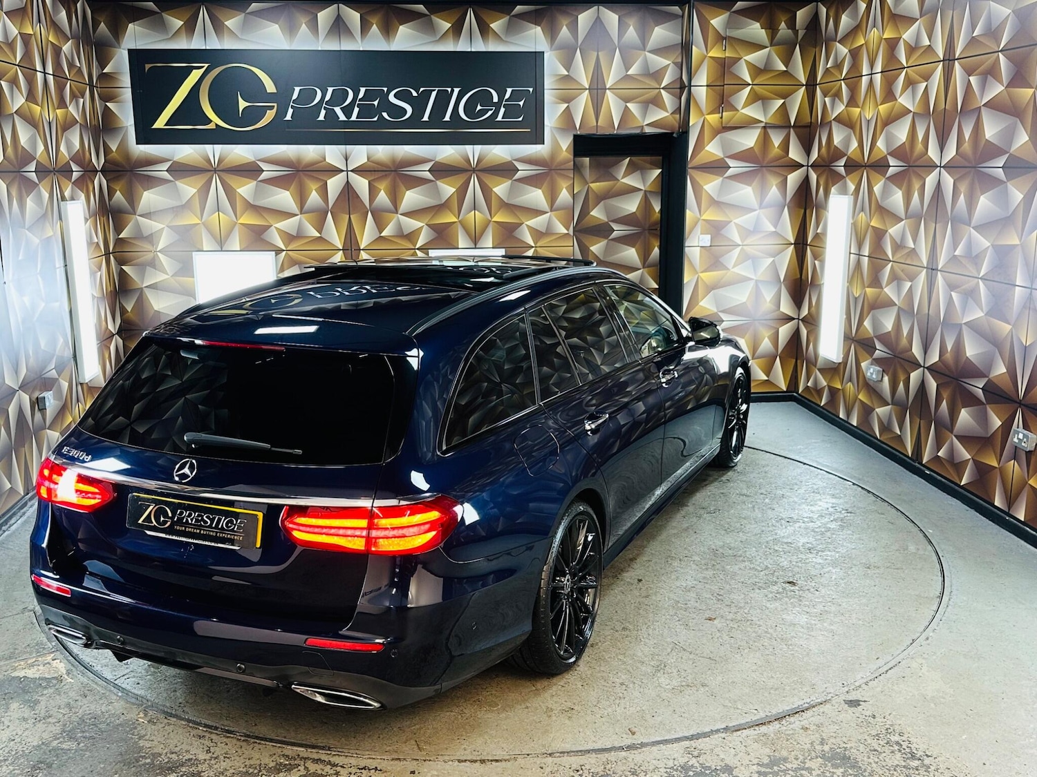 Used Mercedes-Benz E Class 2020 for sale - 76771652: Photo 7