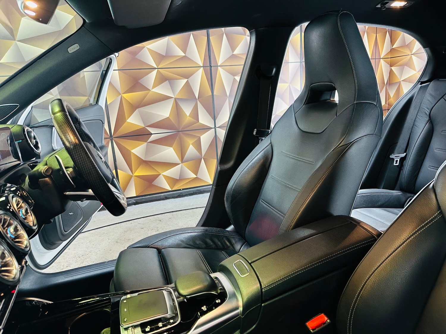 Used Mercedes-Benz A-Class 2019 for sale - 76538599: Photo 10