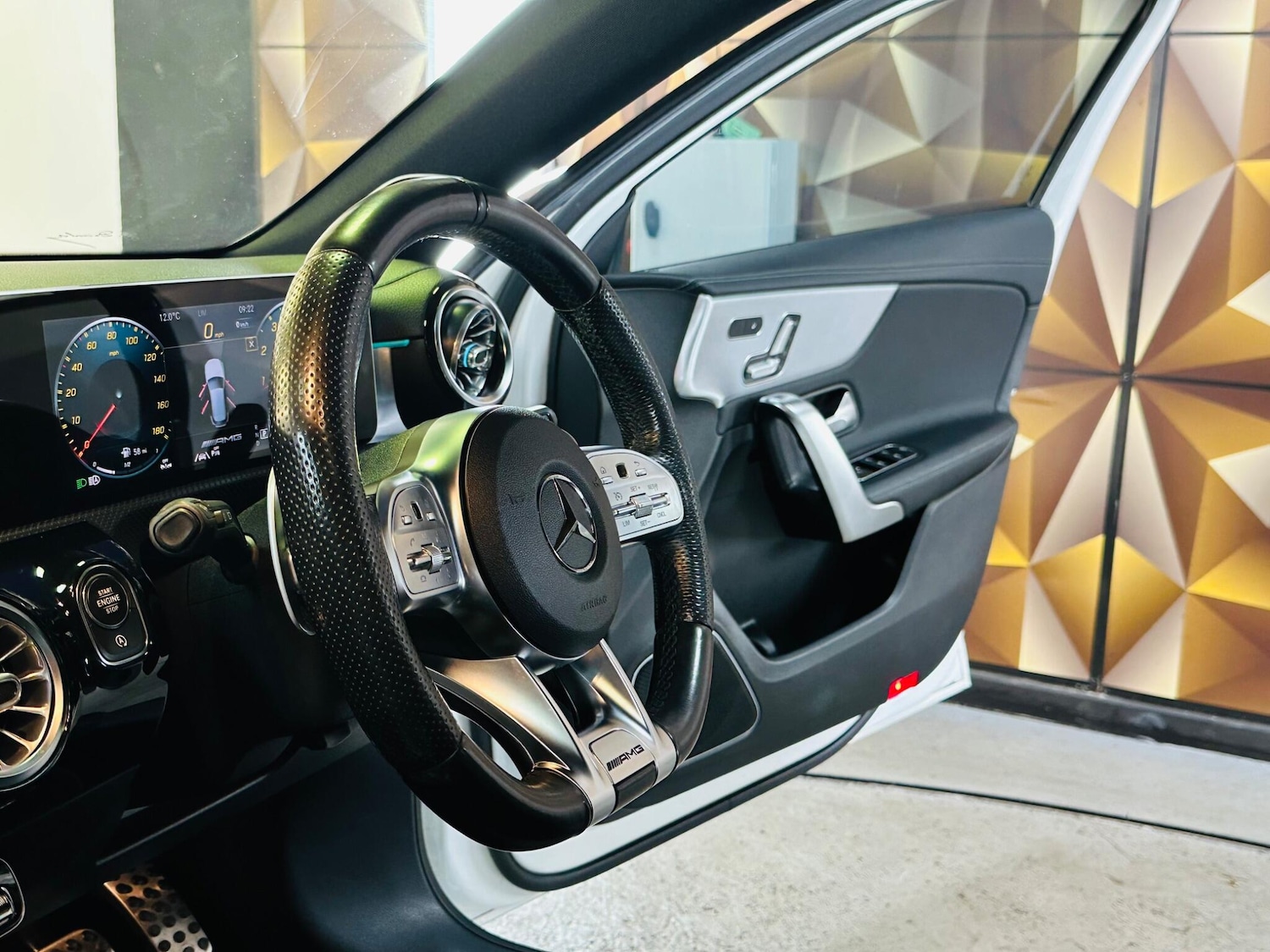 Used Mercedes-Benz A-Class 2019 for sale - 76538599: Photo 34