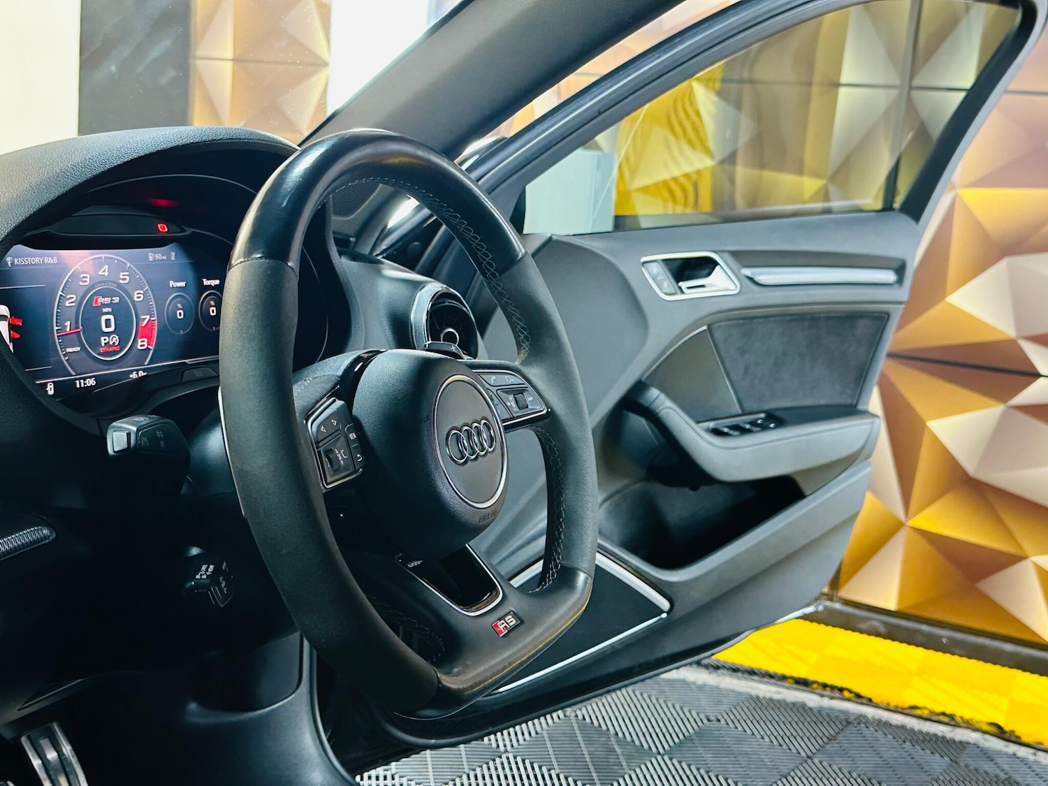 Used Audi RS3 2017 for sale - 77412016: Photo 26