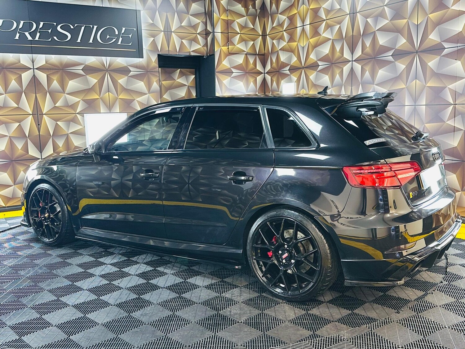 Used Audi RS3 2017 for sale - 77412016: Photo 41