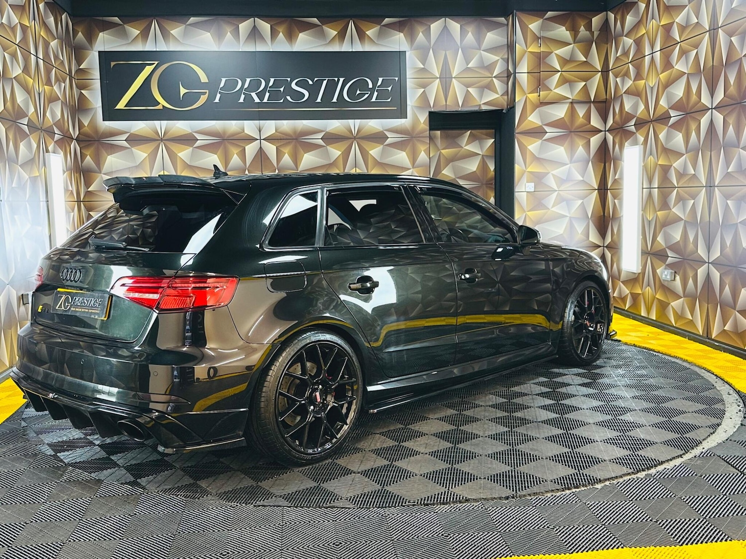 Used Audi RS3 2017 for sale - 77412016: Photo 7