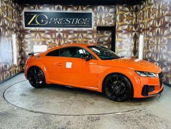 (69) - 2.0 TFSI 40 Black Edition S Tronic Euro 6 (s/s) 3dr