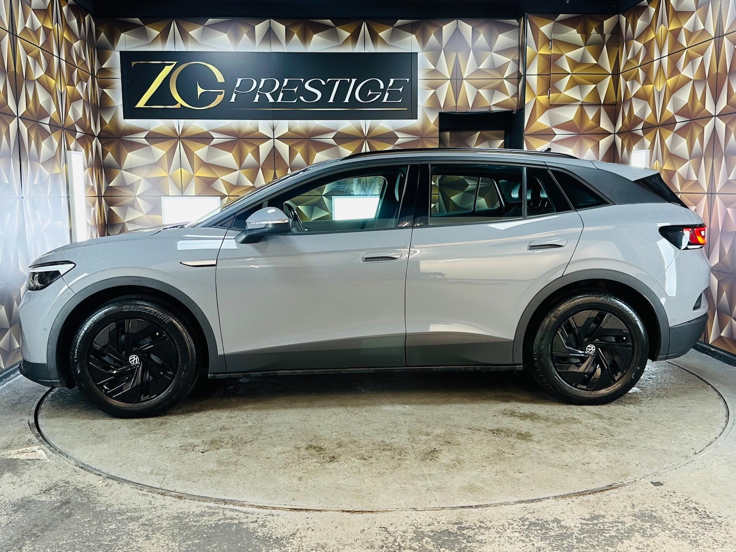 Used Volkswagen ID.4 2022 for sale - 76389192: Photo 11