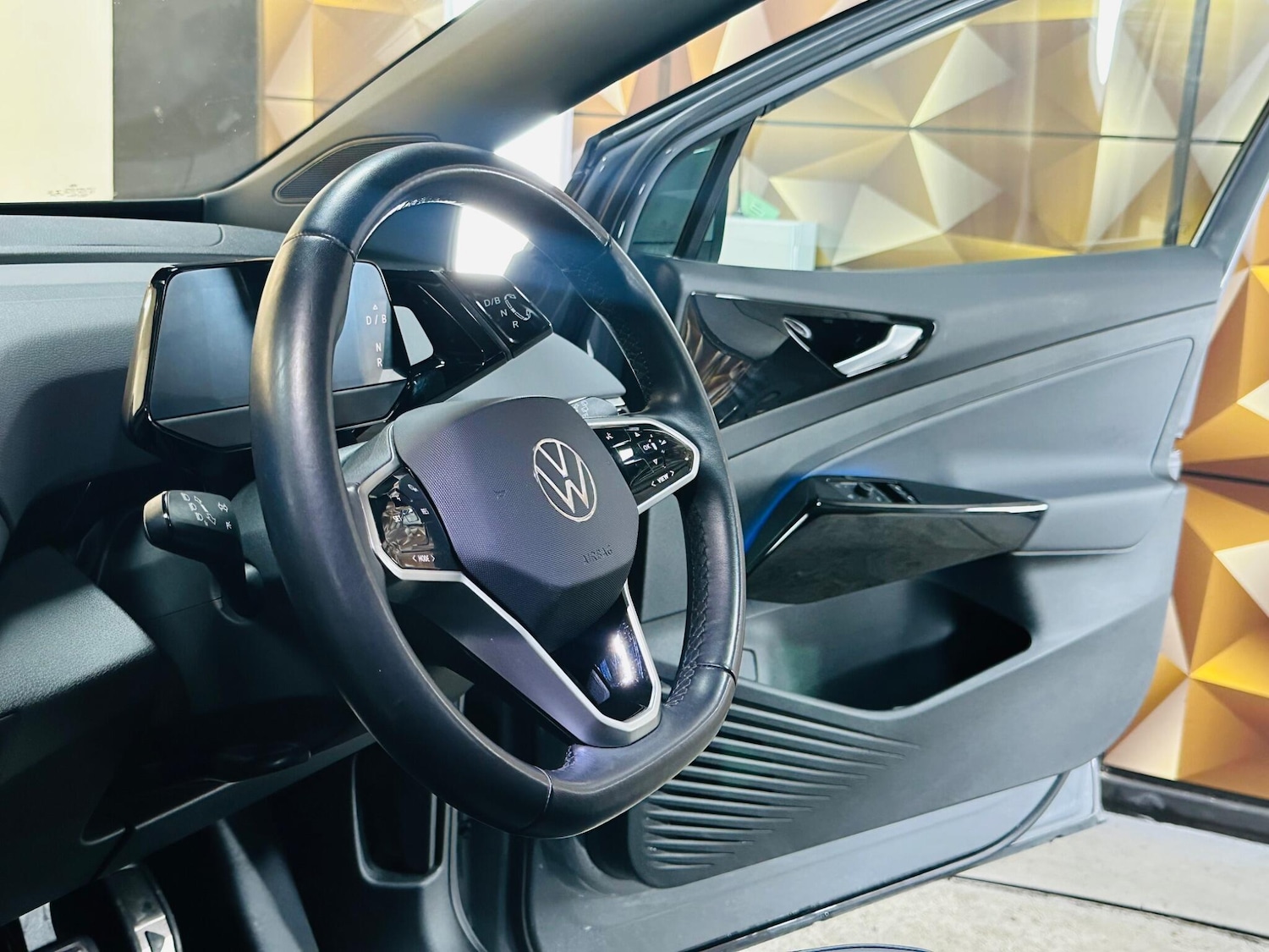 Used Volkswagen ID.4 2022 for sale - 76389192: Photo 22