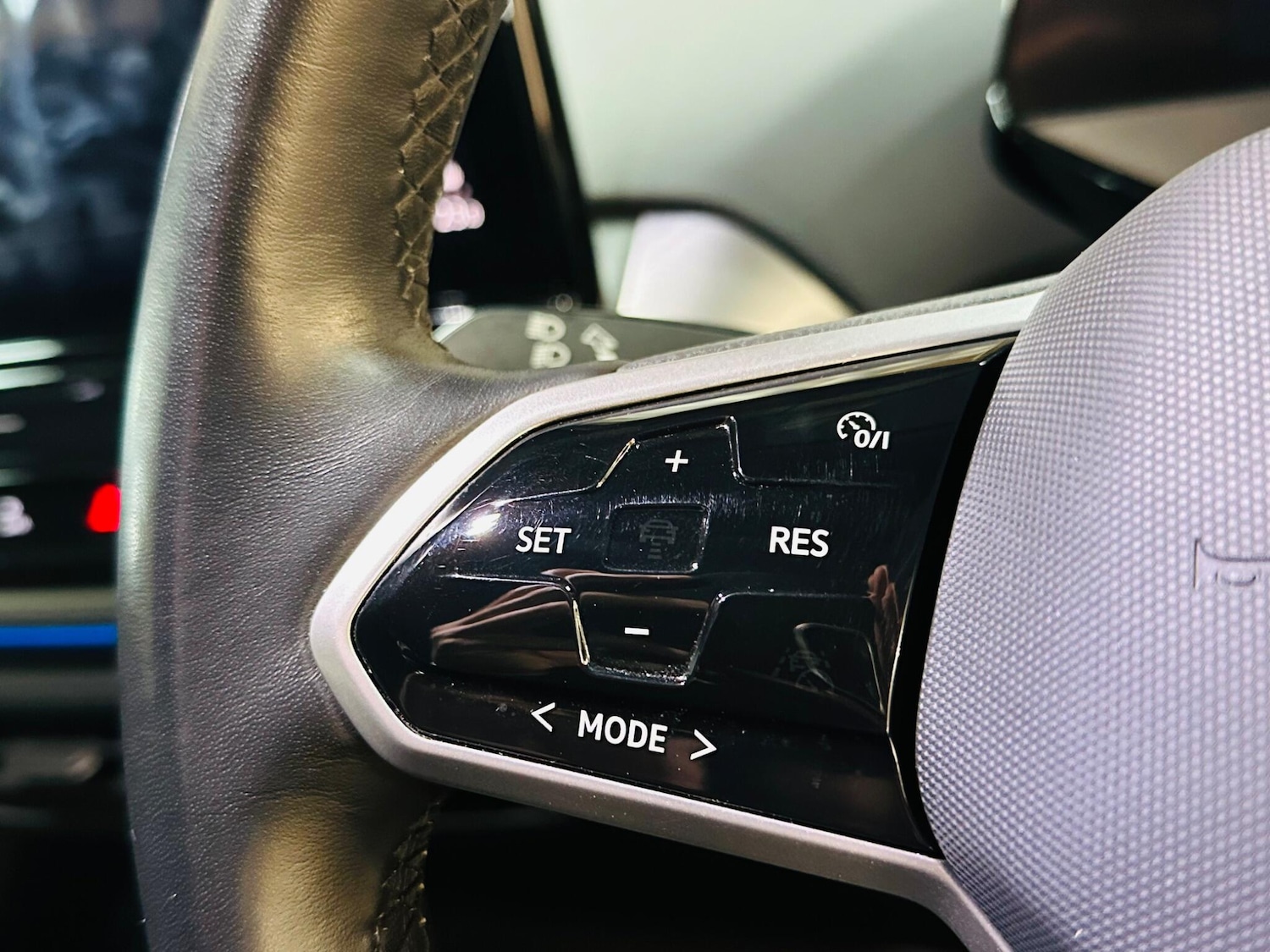 Used Volkswagen ID.4 2022 for sale - 76389192: Photo 49