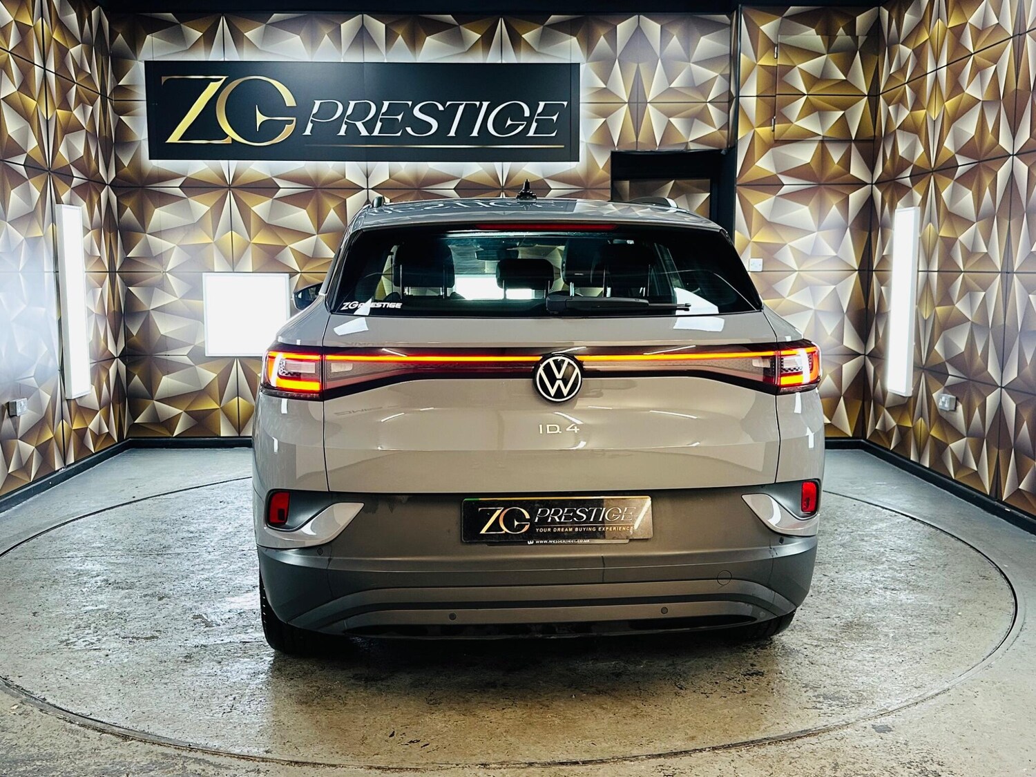 Used Volkswagen ID.4 2022 for sale - 76389192: Photo 5