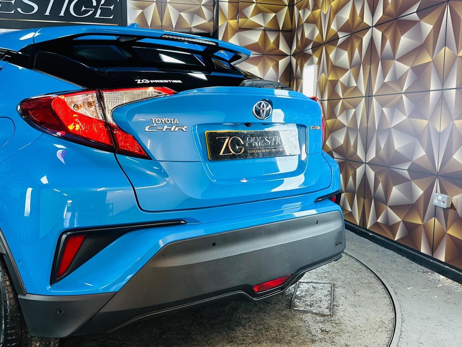 Used Toyota C-HR 2018 for sale - 76072575: Photo 42