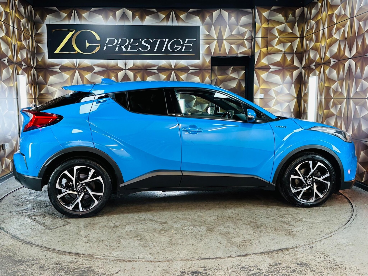 Used Toyota C-HR 2018 for sale - 76072575: Photo 9