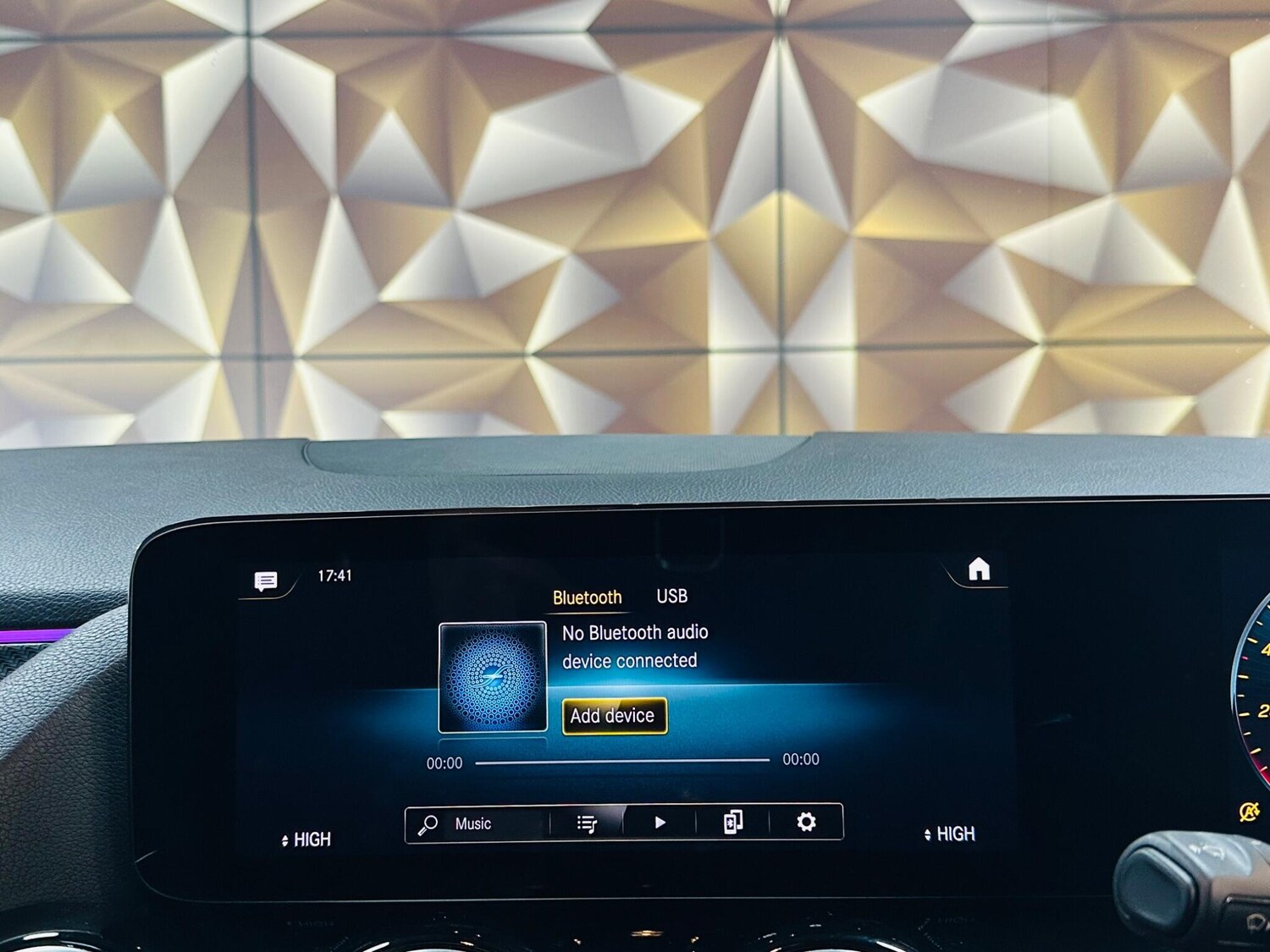 Used Mercedes-Benz GLA 2022 for sale - 77496344: Photo 61