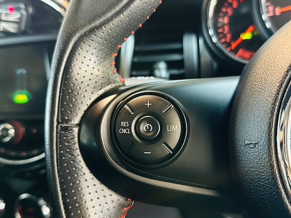 Used MINI Hatch 2020 for sale - 76240145: Photo 47