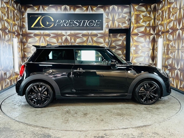 Used MINI Hatch 2020 for sale - 76240145: Photo 9