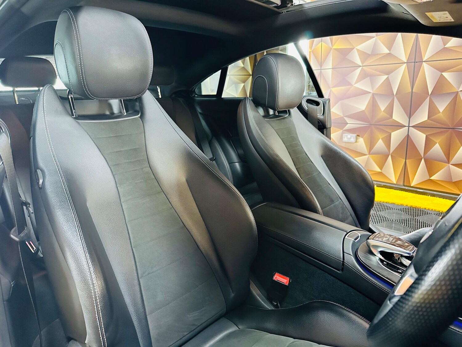 Used Mercedes-Benz E Class 2017 for sale - 77358741: Photo 26