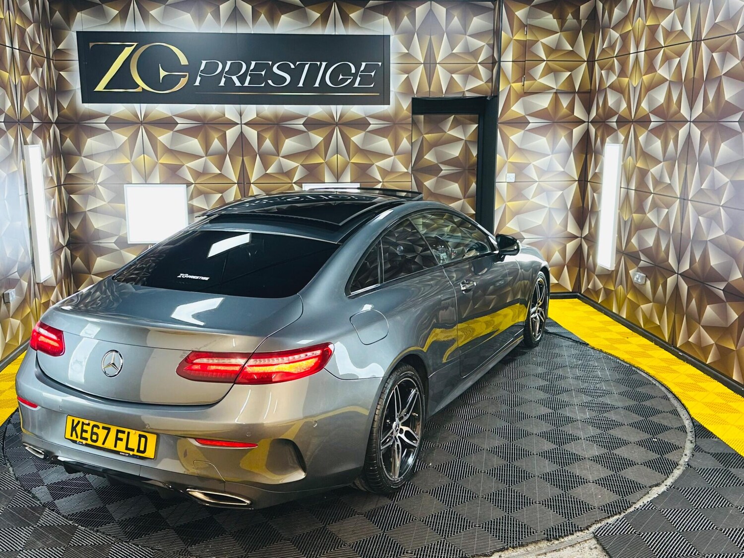 Used Mercedes-Benz E Class 2017 for sale - 77358741: Photo 38