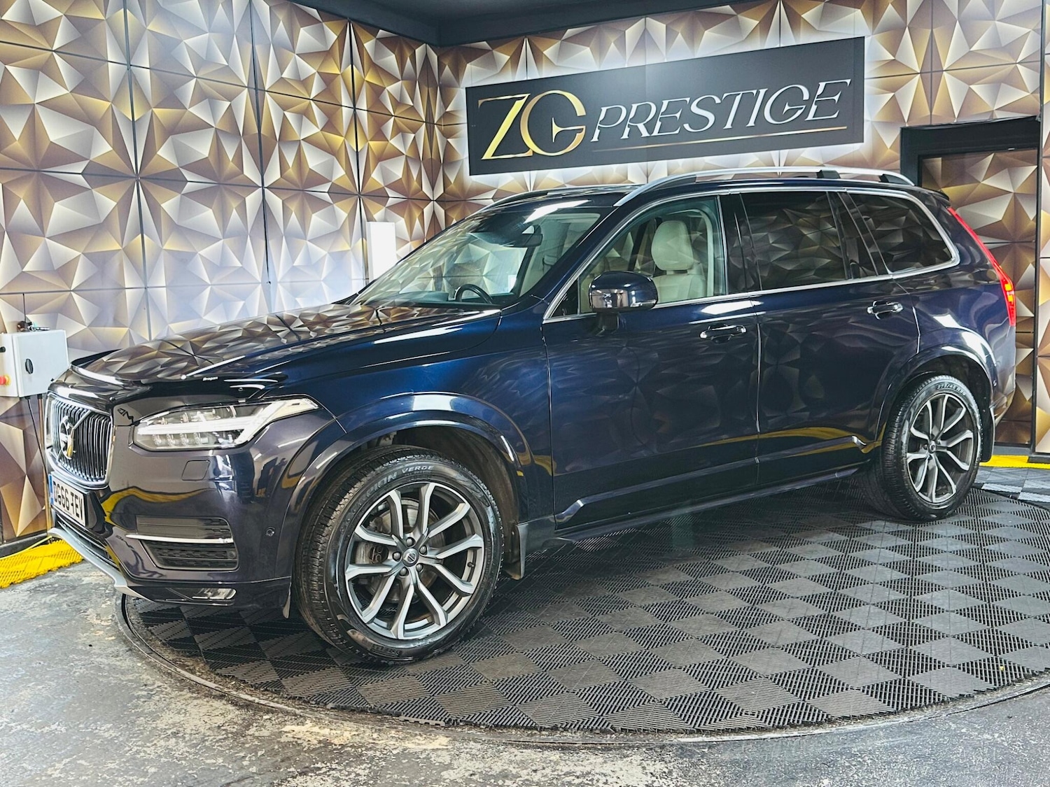 Used Volvo XC90 2016 for sale - 78101121: Photo 17