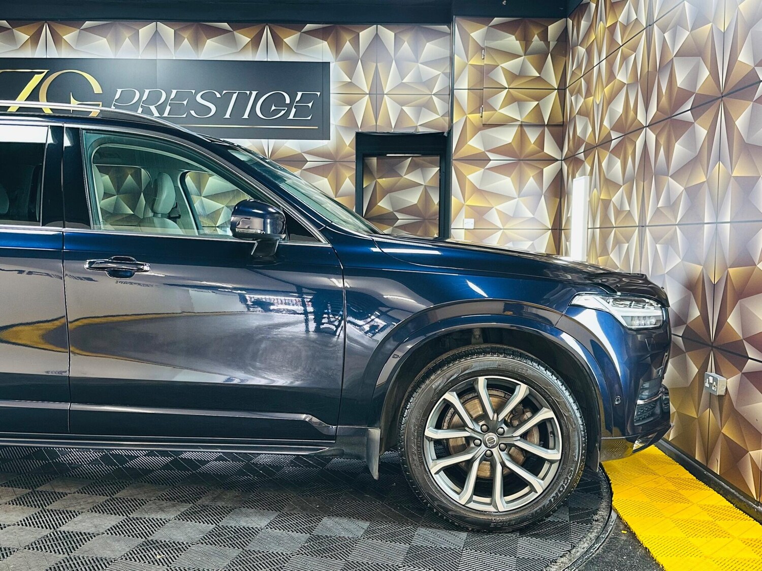 Used Volvo XC90 2016 for sale - 78101121: Photo 31