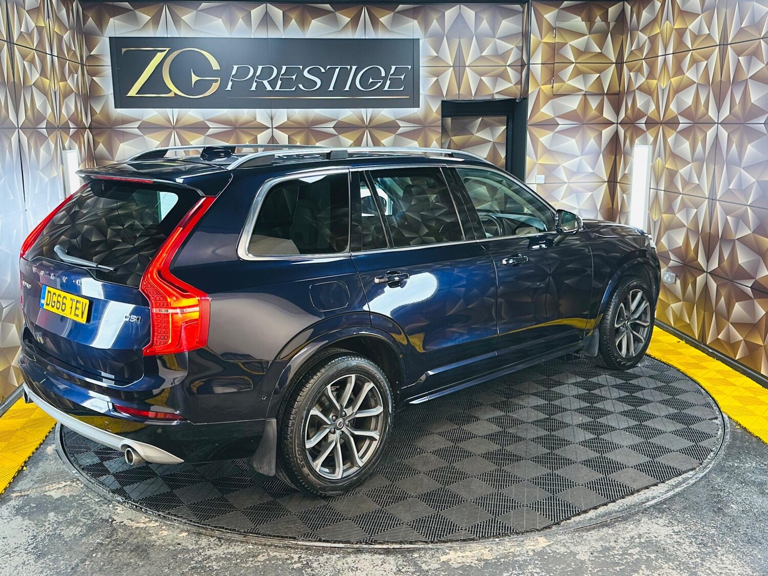 Used Volvo XC90 2016 for sale - 78101121: Photo 41