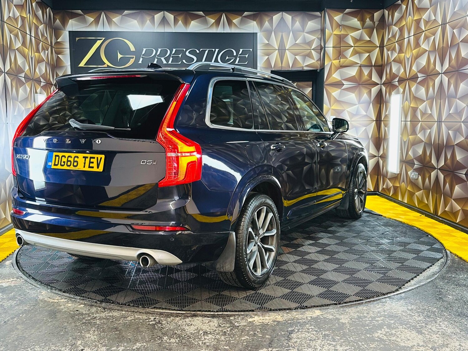 Used Volvo XC90 2016 for sale - 78101121: Photo 45