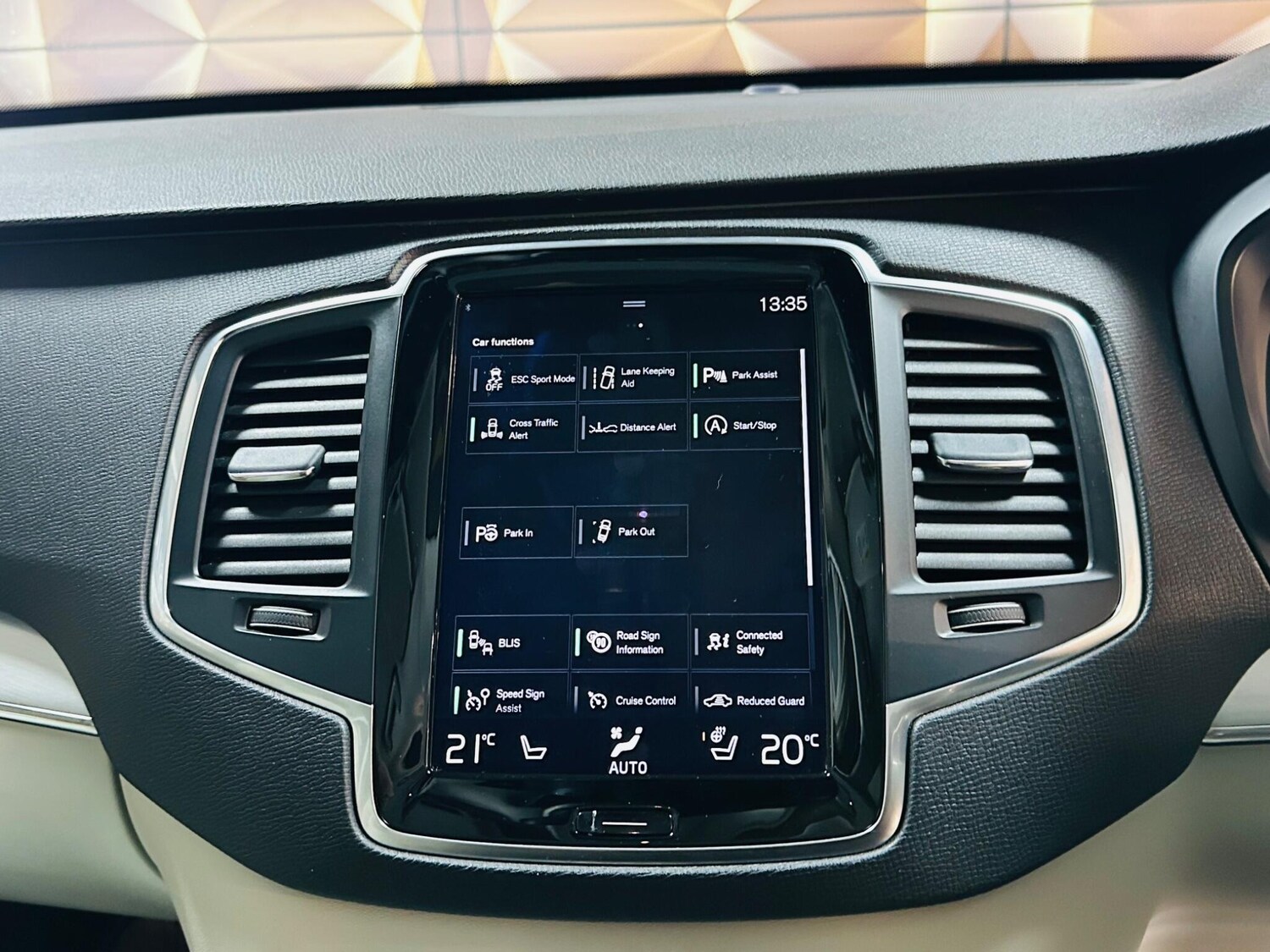 Used Volvo XC90 2016 for sale - 78101121: Photo 55