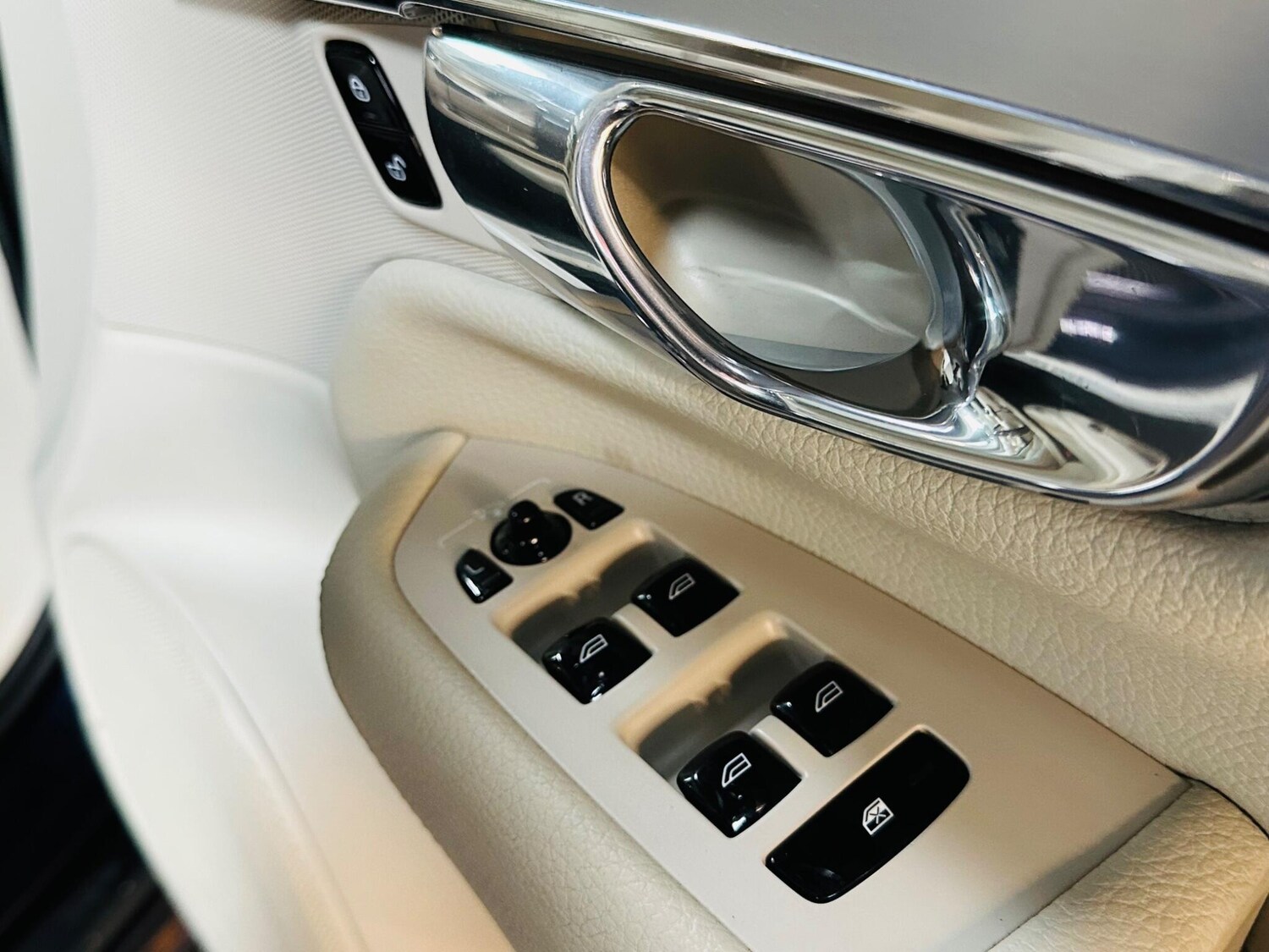 Used Volvo XC90 2016 for sale - 78101121: Photo 62