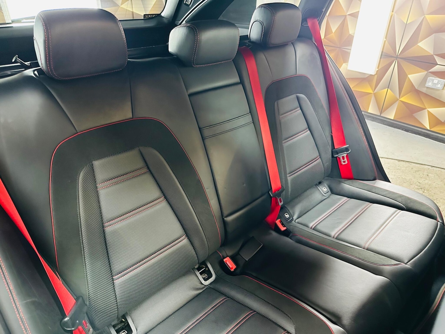 Used Mercedes-Benz E Class 2018 for sale - 76839948: Photo 14