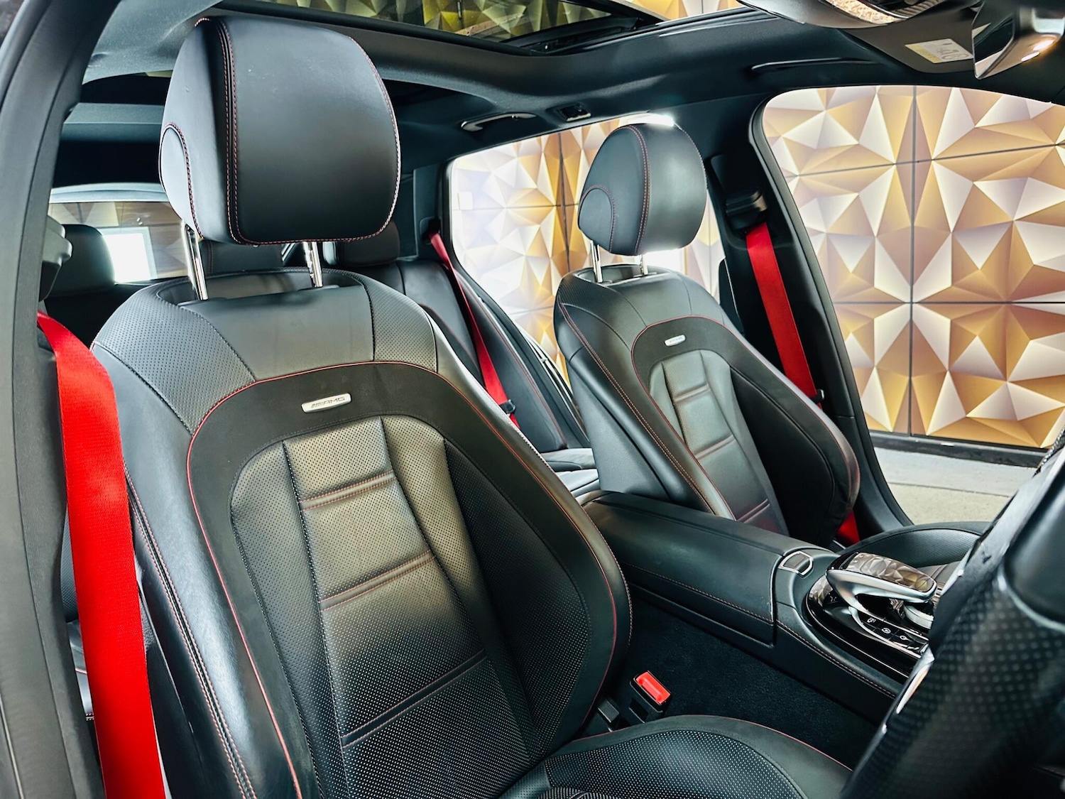 Used Mercedes-Benz E Class 2018 for sale - 76839948: Photo 18