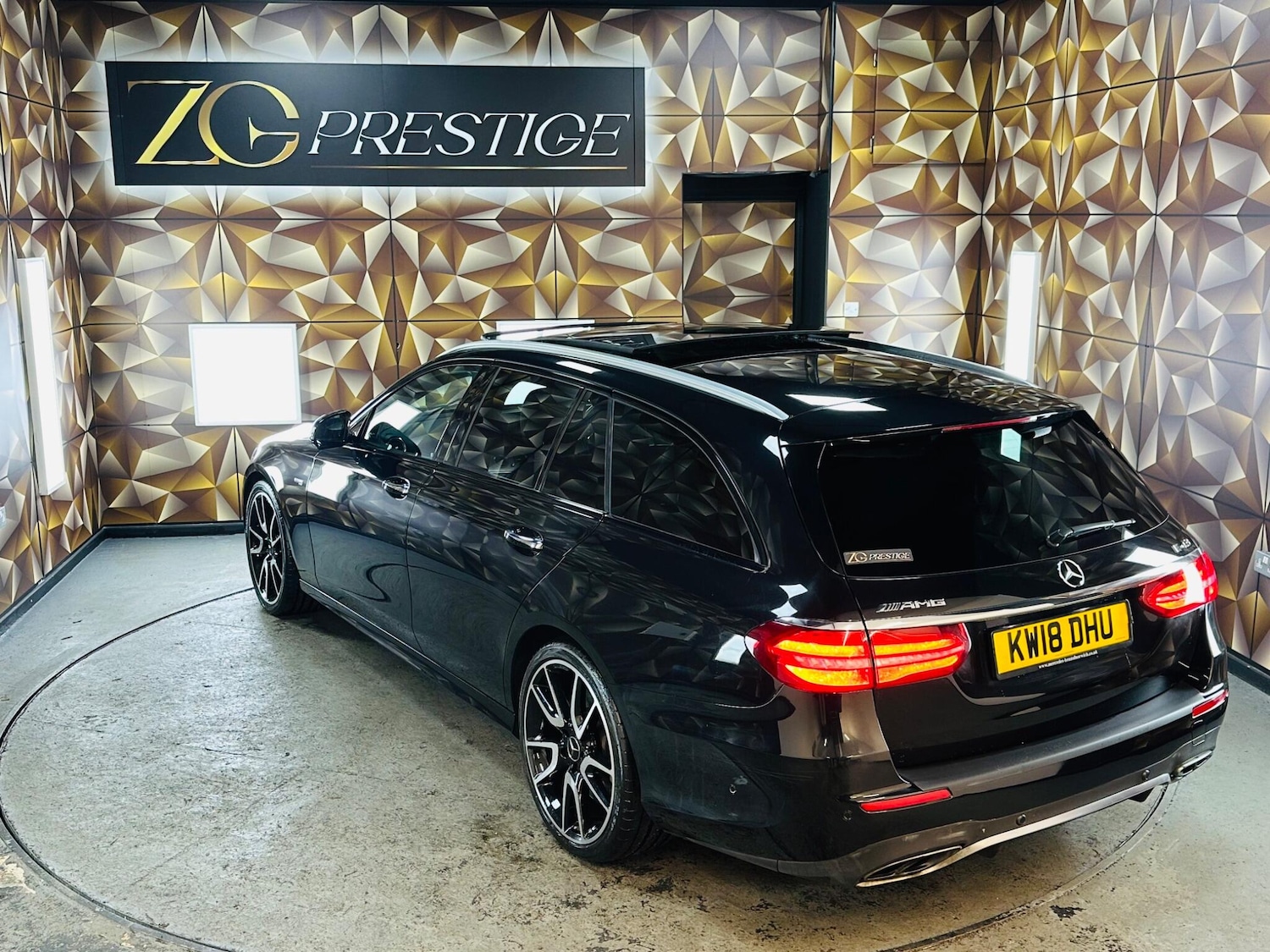 Used Mercedes-Benz E Class 2018 for sale - 76839948: Photo 23