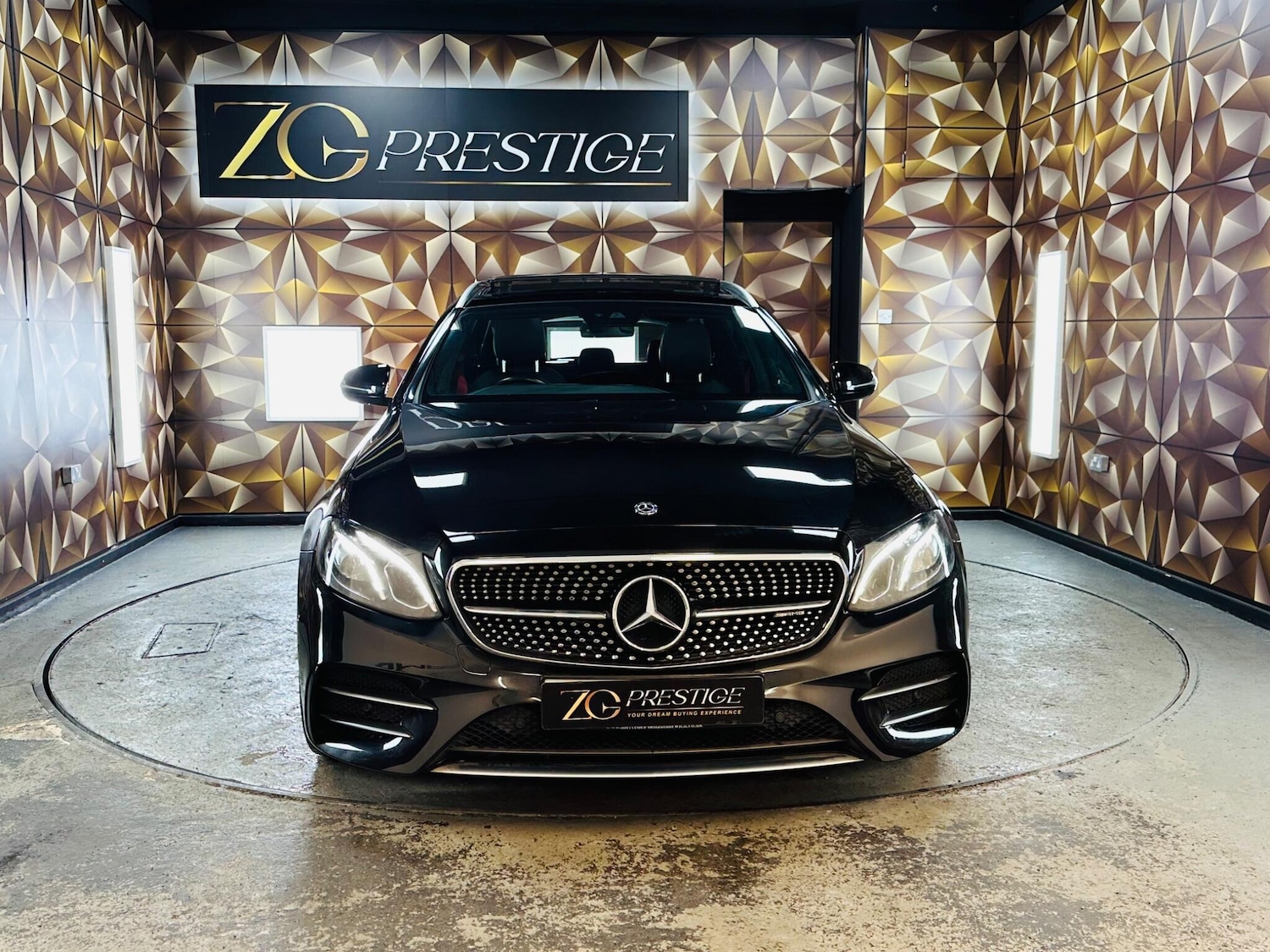 Used Mercedes-Benz E Class 2018 for sale - 76839948: Photo 3