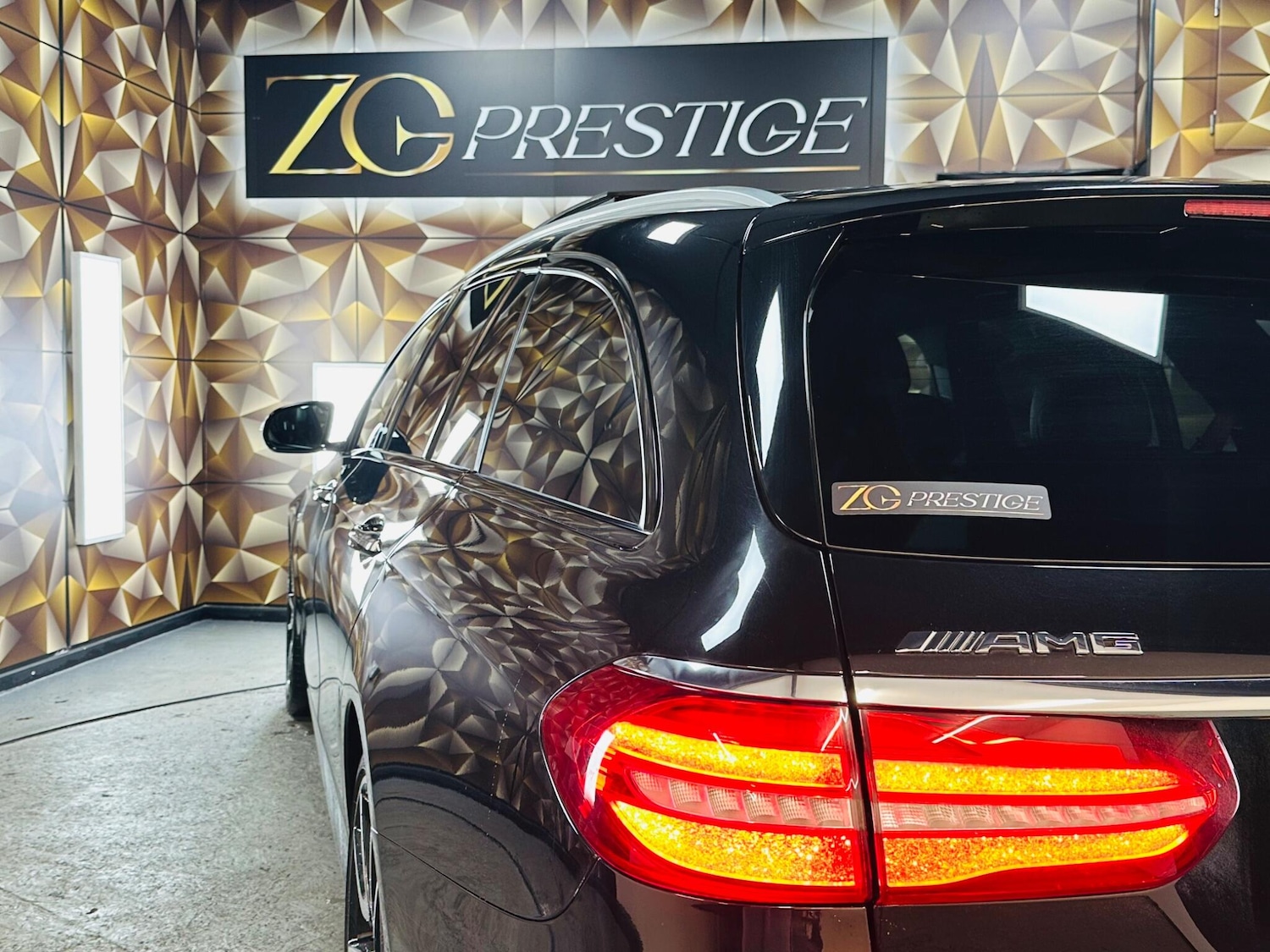 Used Mercedes-Benz E Class 2018 for sale - 76839948: Photo 34