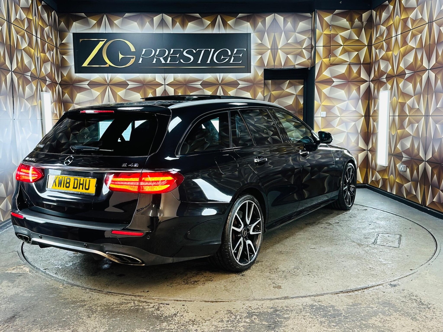 Used Mercedes-Benz E Class 2018 for sale - 76839948: Photo 43