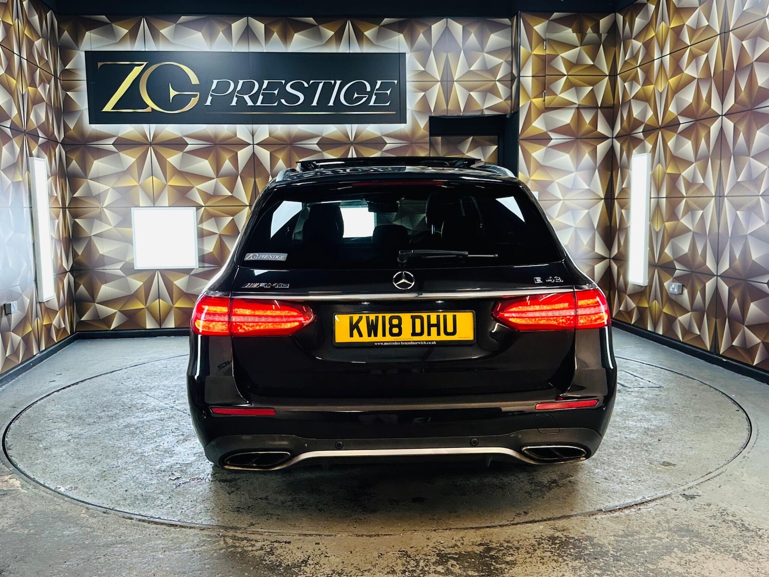 Used Mercedes-Benz E Class 2018 for sale - 76839948: Photo 5