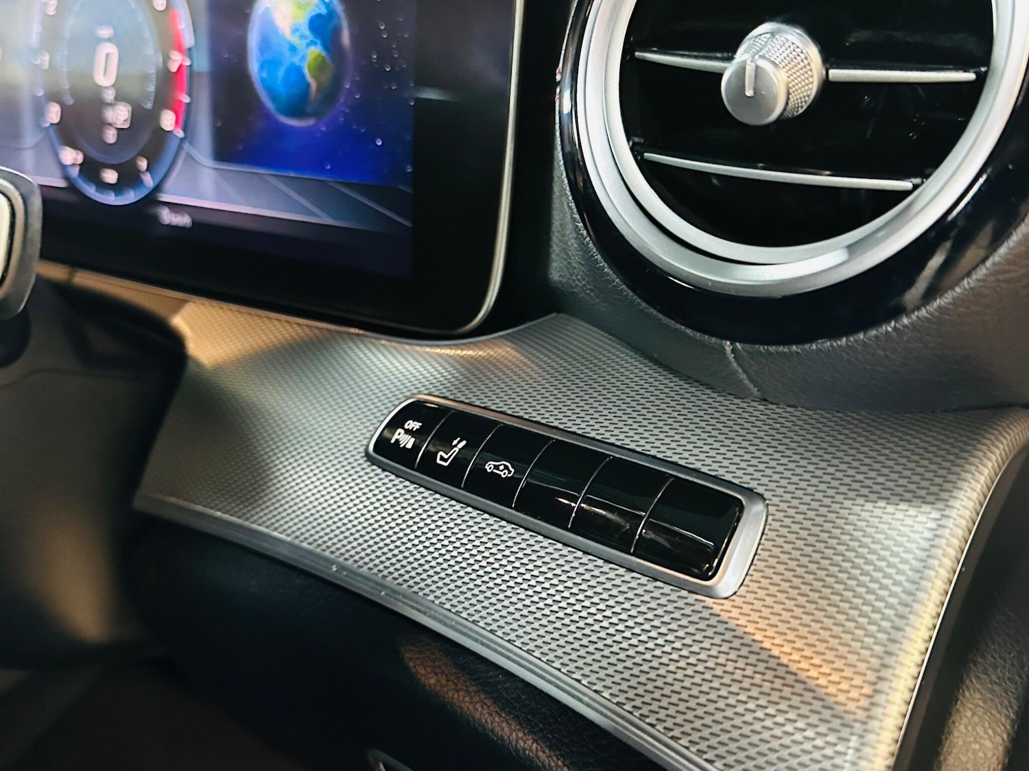 Used Mercedes-Benz E Class 2018 for sale - 76839948: Photo 59