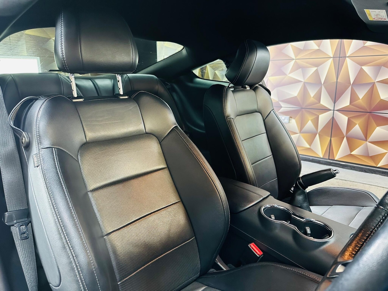 Used Ford Mustang 2017 for sale - 77091253: Photo 6