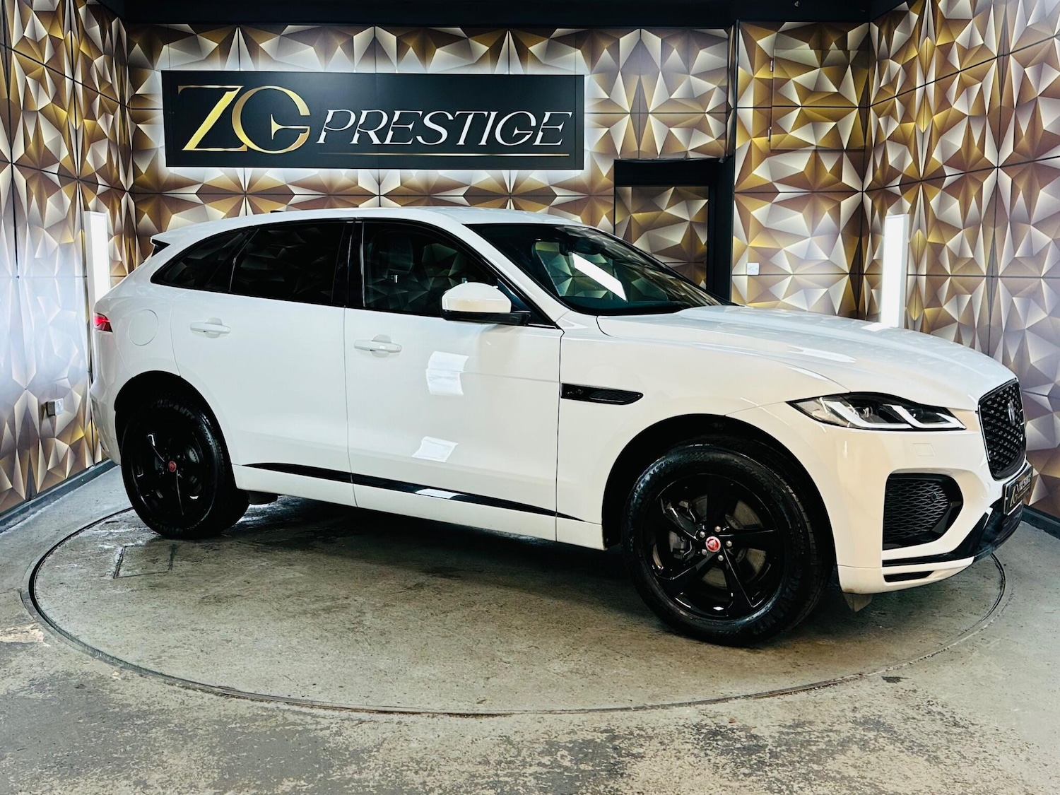 Used Jaguar F-Pace 2022 for sale - 76753089: Photo 1