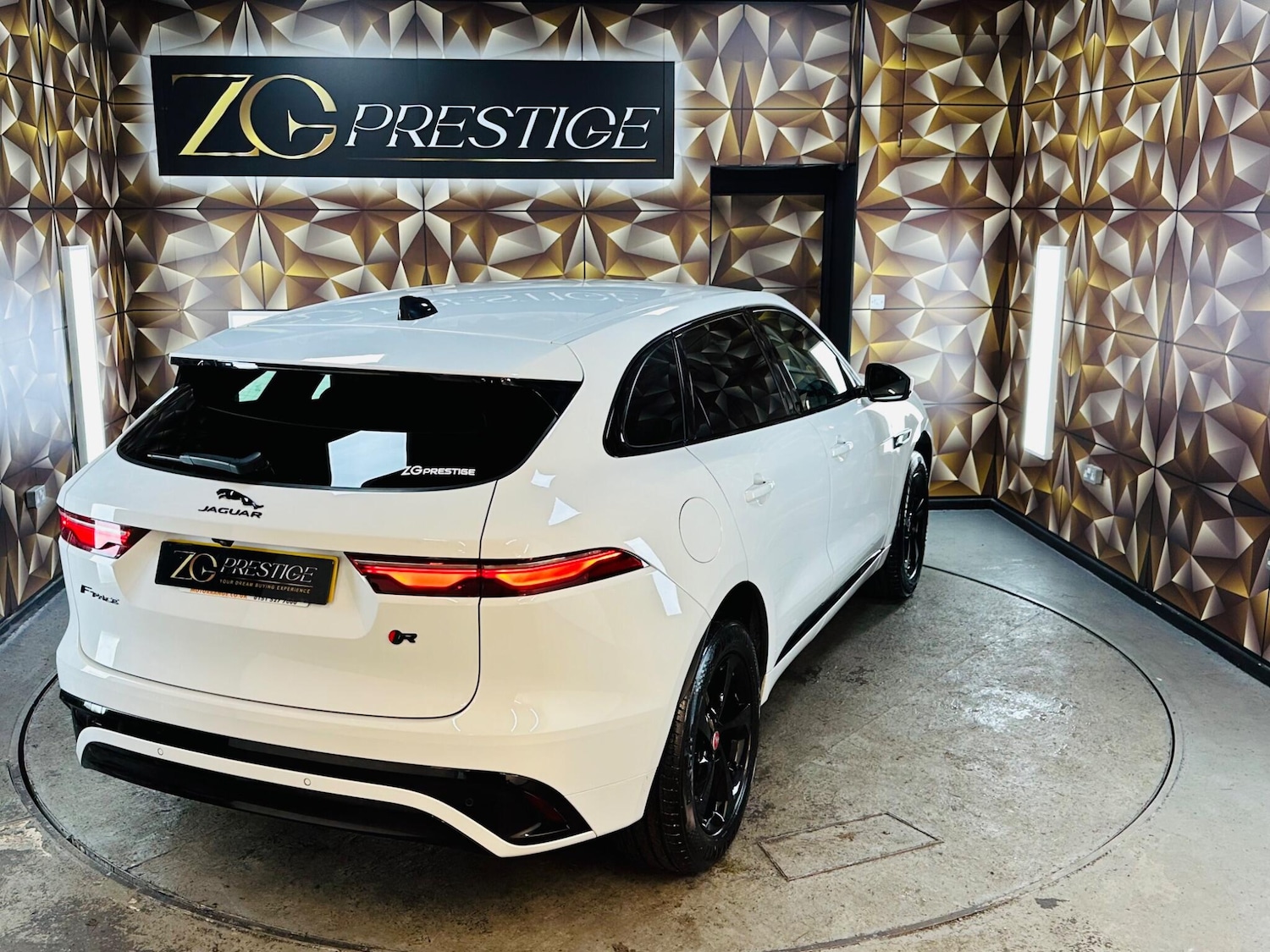 Used Jaguar F-Pace 2022 for sale - 76753089: Photo 38