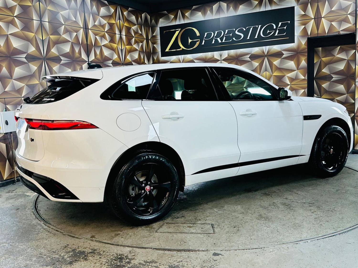 Used Jaguar F-Pace 2022 for sale - 76753089: Photo 45