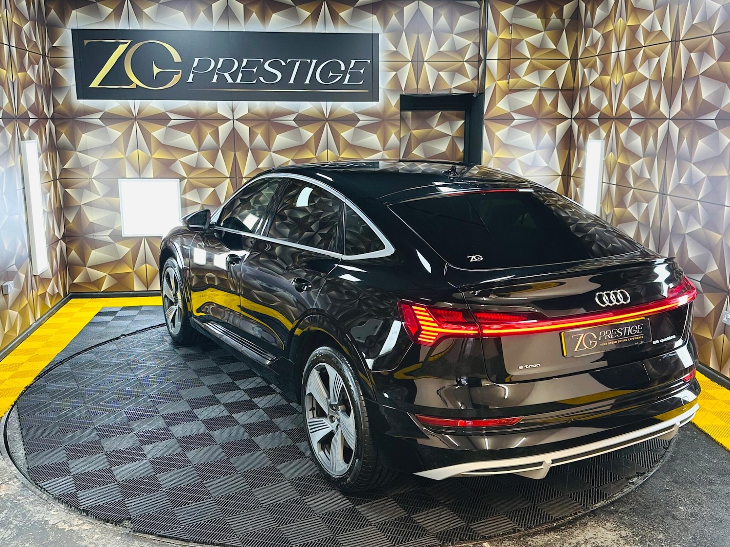 Used Audi e-tron for sale - 77925747: Photo 25