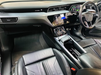 Used Audi e-tron 2021 for sale - 77925747: Photo