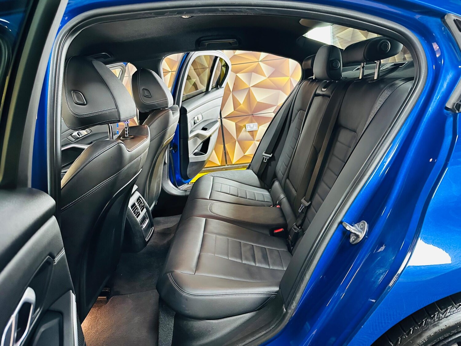 Used BMW 3 Series 2020 for sale - 77852859: Photo 64