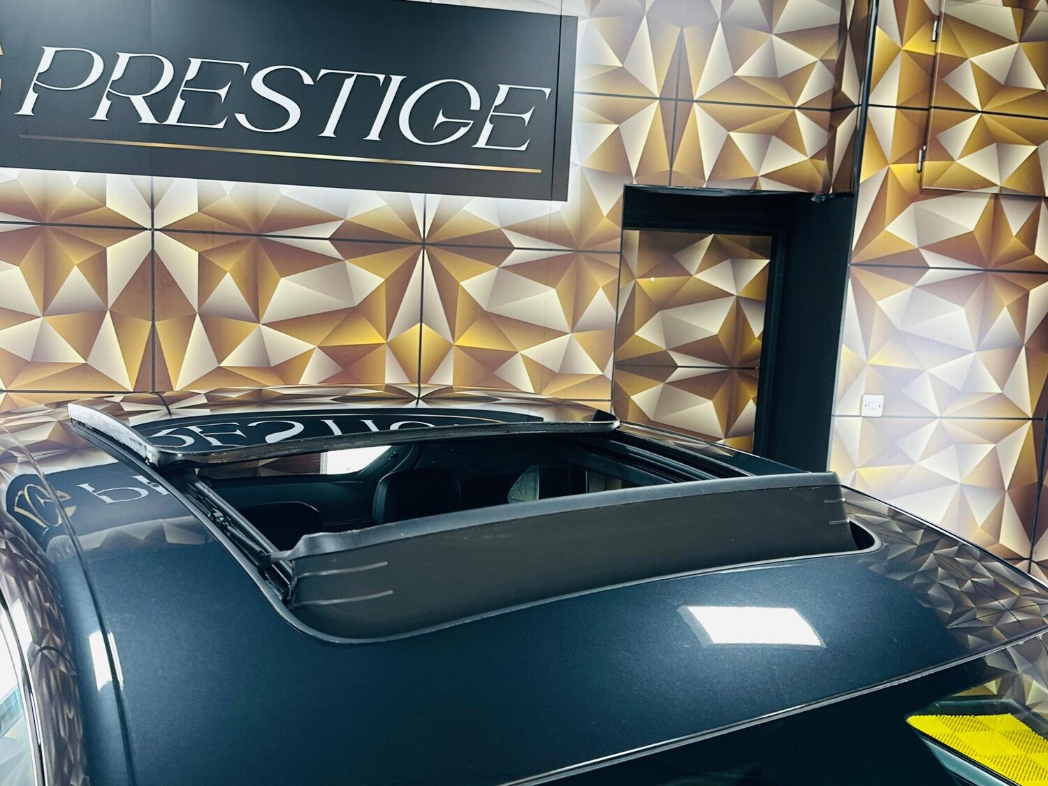 Used Porsche Macan 2016 for sale - 77683207: Photo 10