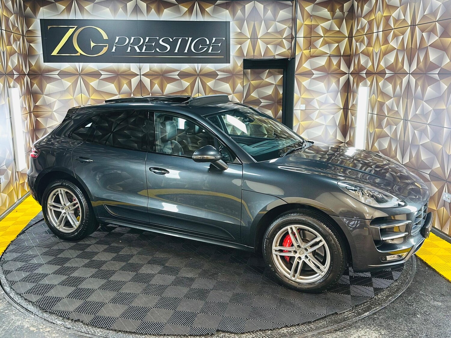 Used Porsche Macan 2016 for sale - 77683207: Photo 13
