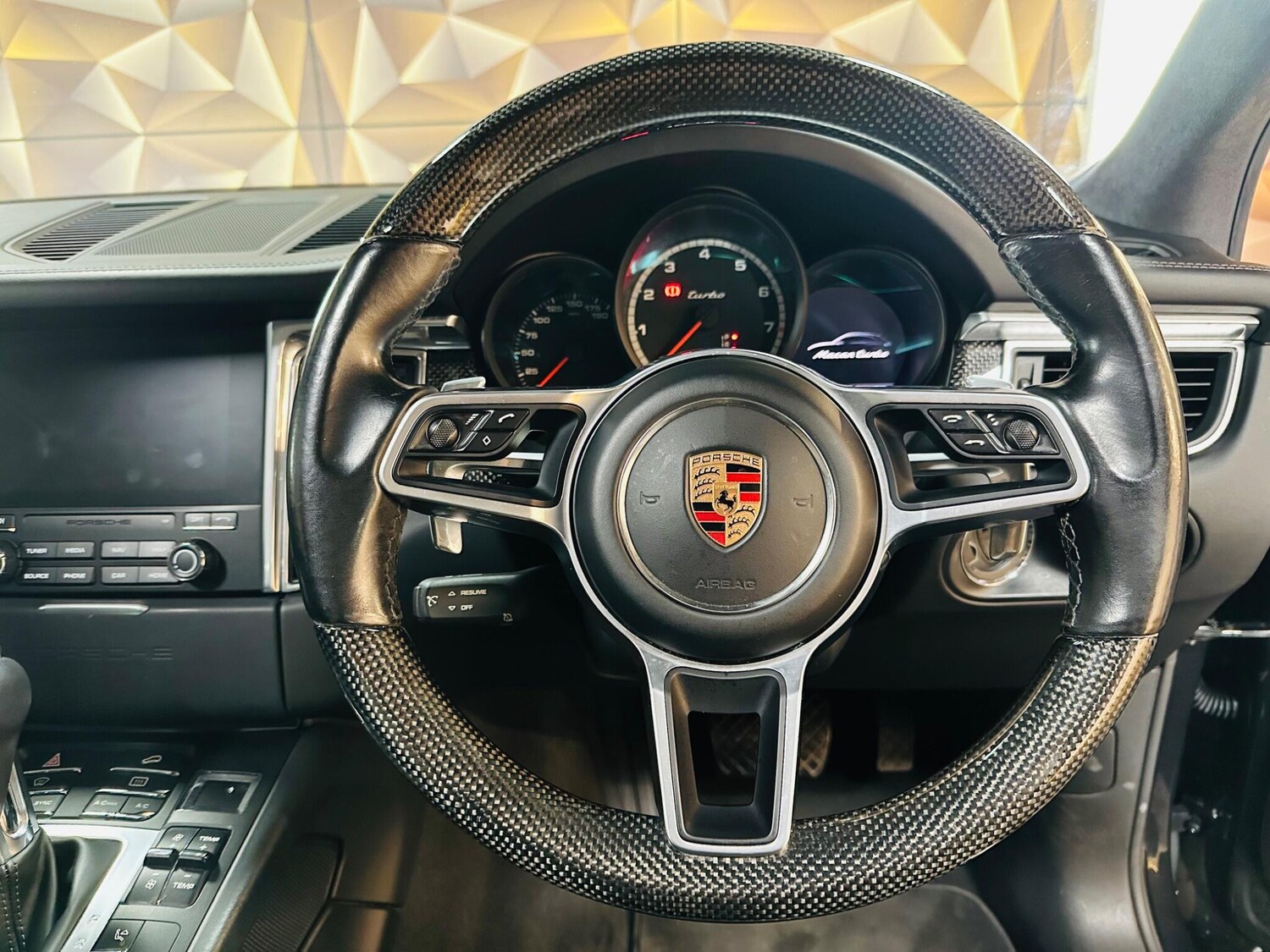 Used Porsche Macan 2016 for sale - 77683207: Photo 49