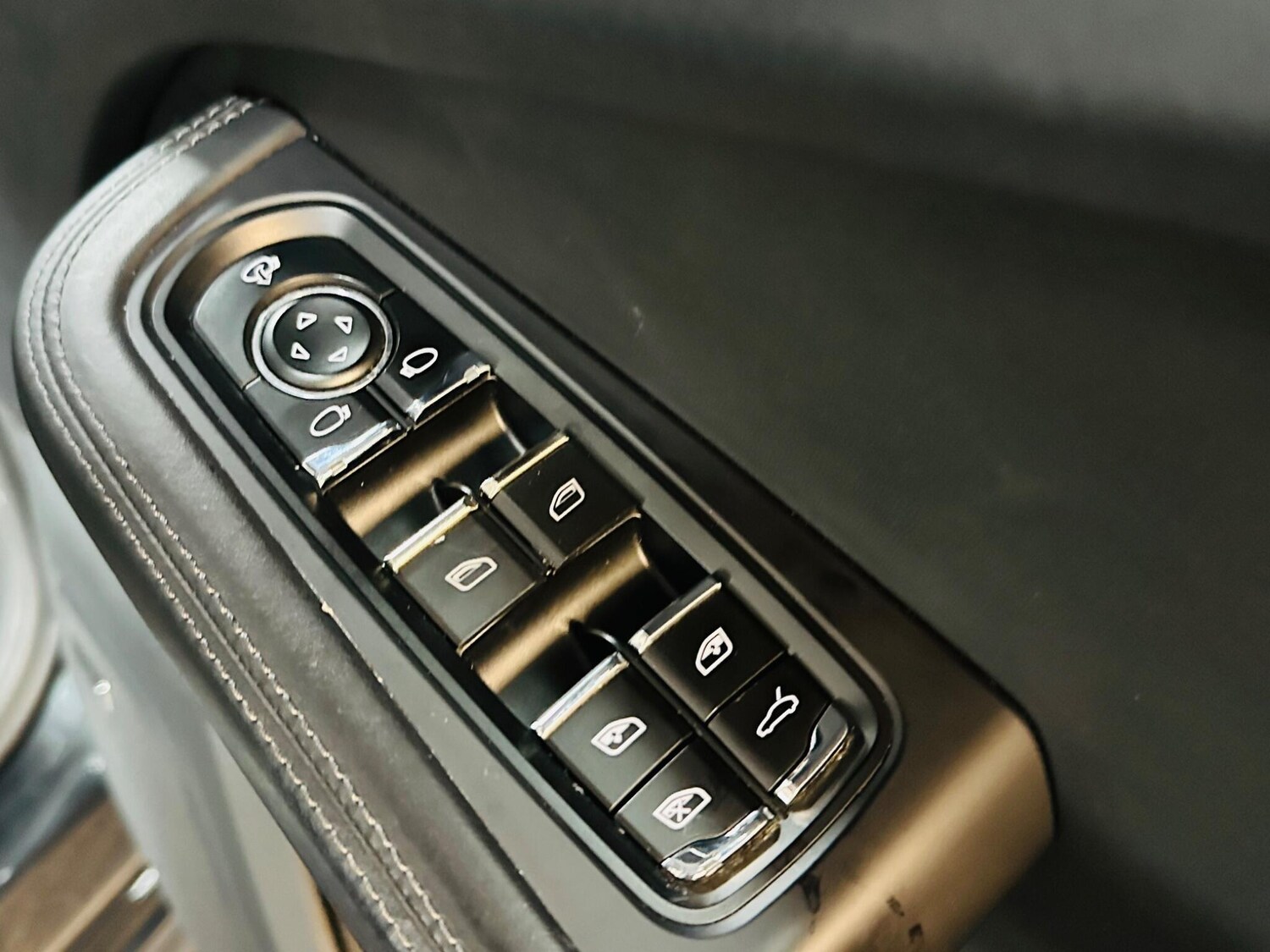 Used Porsche Macan 2016 for sale - 77683207: Photo 69