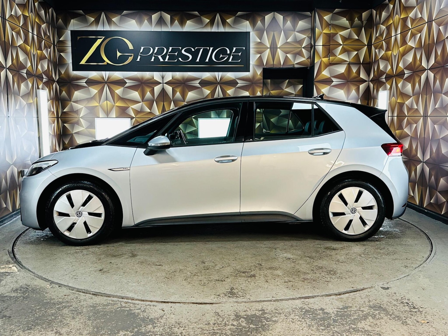 Used Volkswagen ID.3 2020 for sale - 76781254: Photo 11